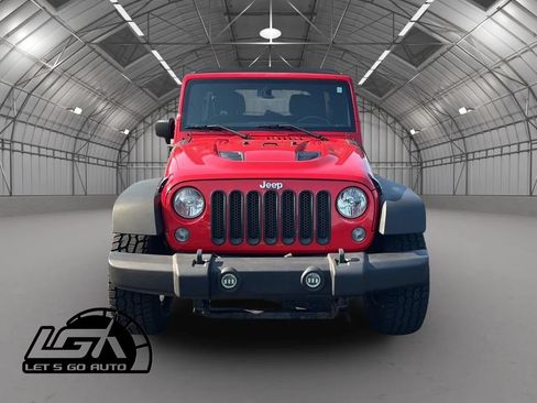 Used 2015 Jeep Wrangler Unlimited Sport w/ Quick Order Package 24S AWD/4WD image 2