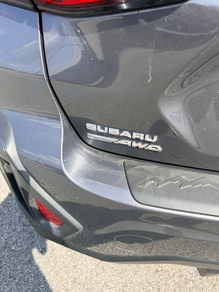 Used 2024 Subaru Crosstrek 2.5i Limited w/ Crosstrek Mirror Package AWD/4WD image 10