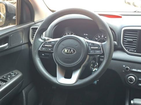 Used 2021 Kia Sportage LX AWD/4WD image 35