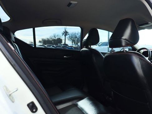 Used 2020 Nissan Altima 2.5 SR image 28