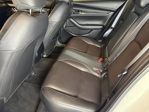 Used 2023 MAZDA MAZDA3 s image 20