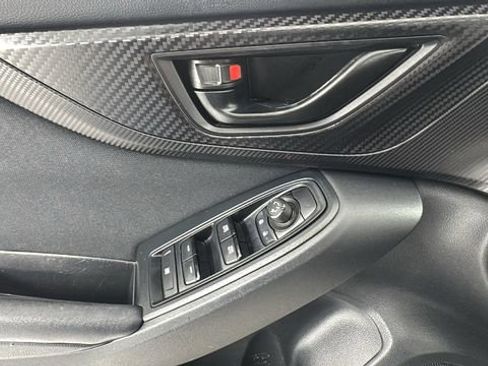Used 2023 Subaru Crosstrek 2.0i AWD/4WD image 19
