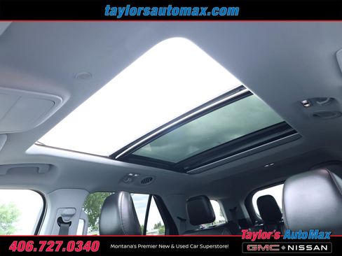 Used 2022 Ford Explorer XLT w/ XLT Sport Appearance Package image 32