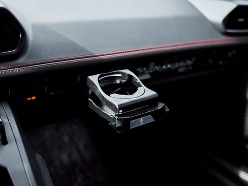 Used 2020 Lamborghini Huracan EVO image 67