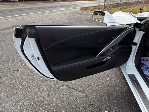 Used 2019 Chevrolet Corvette Stingray Coupe w/ Carbon Flash Badge Package image 48