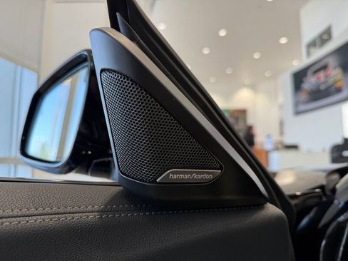 Used 2024 BMW Z4 sDrive30i w/ Premium Package image 6