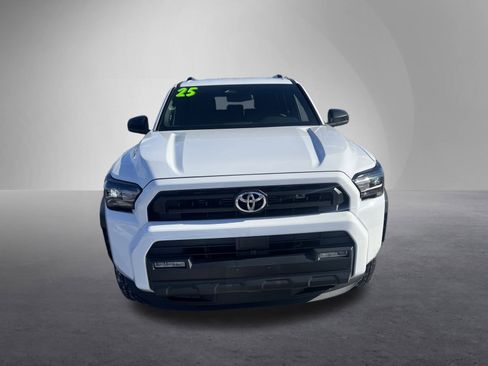 Used 2025 Toyota 4Runner SR5 image 9