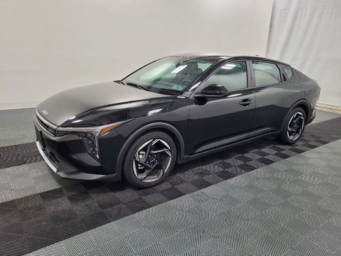 Used 2025 Kia K4 EX FWD image 2