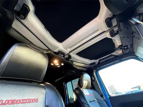 Used 2020 Jeep Gladiator Rubicon image 17