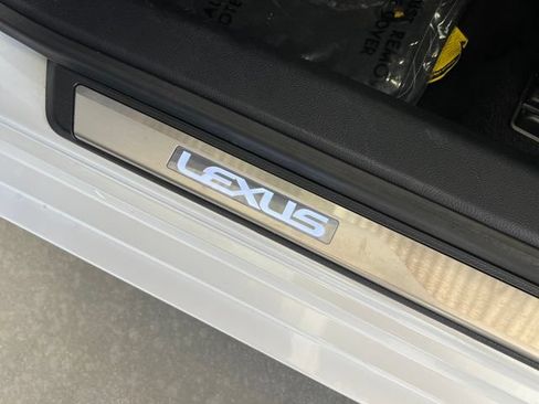 Used 2025 Lexus ES 350 w/ Premium Package FWD image 30