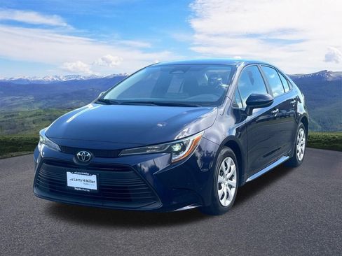 Used 2024 Toyota Corolla LE FWD image 1