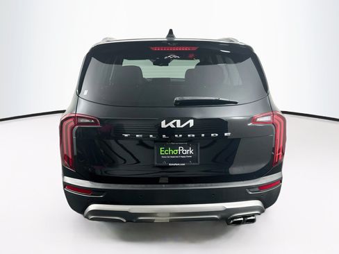 Used 2022 Kia Telluride EX w/ EX Premium Package FWD image 7