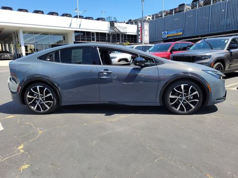 Used 2025 Toyota Prius Plug-In Hybrid w/ Limited Premium Package FWD image 29