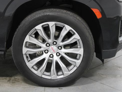 Used 2022 GMC Yukon Denali AWD/4WD image 12