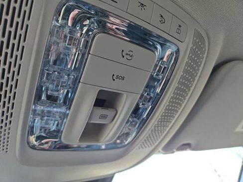 New 2026 Mercedes-Benz GLS 450 4MATIC image 17