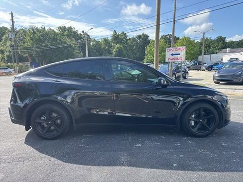 Used 2026 Tesla Model Y Long Range AWD/4WD image 7