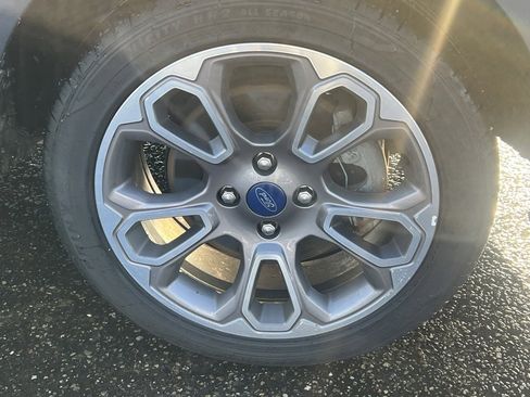 Used 2020 Ford EcoSport Titanium image 15