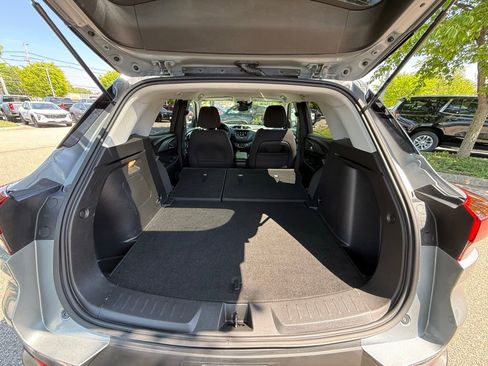 Used 2023 Chevrolet TrailBlazer LT FWD image 27