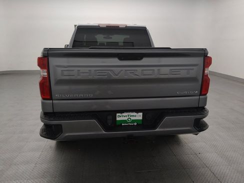 Used 2020 Chevrolet Silverado 1500 Custom w/ Custom Value Package RWD image 6