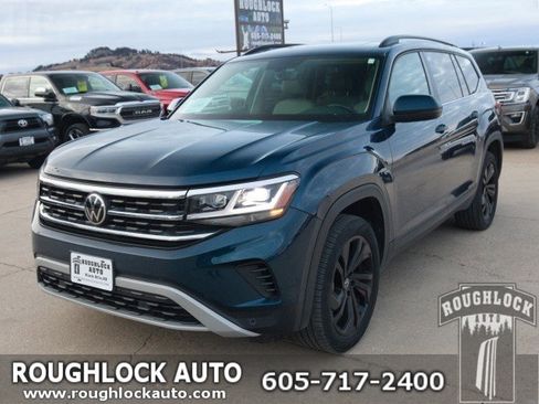 Used 2022 Volkswagen Atlas SE image 1