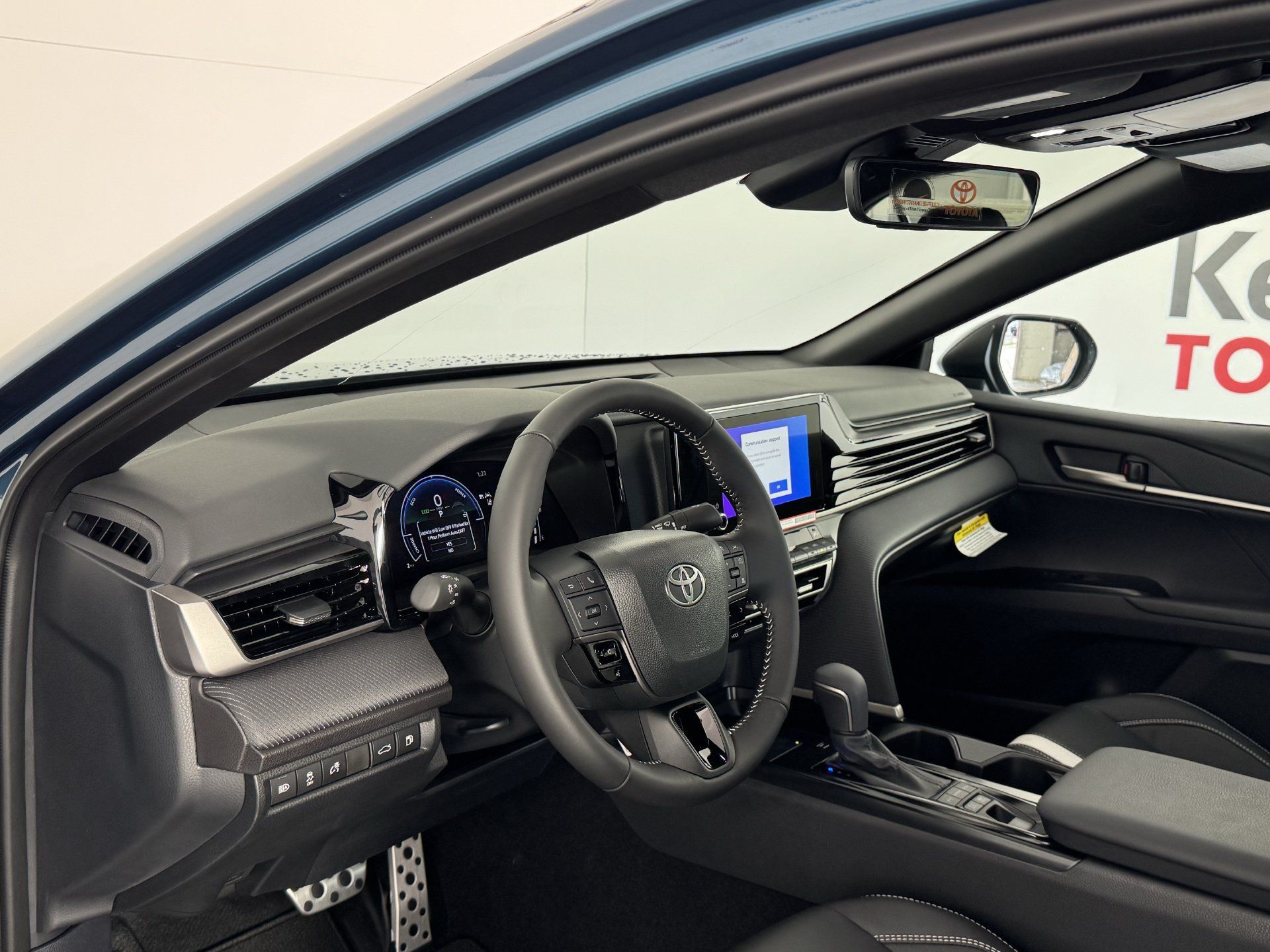 New 2026 Toyota Camry SE w/ Convenience Package FWD image 2