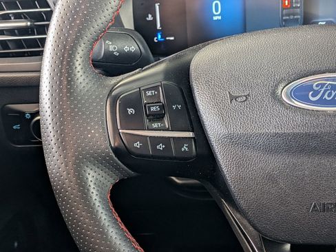Used 2023 Ford Escape ST-Line AWD/4WD image 15