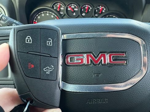 Used 2025 GMC Sierra 1500 Pro w/ Pro Value Package image 46