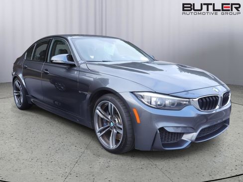 Used 2018 BMW M3 image 3