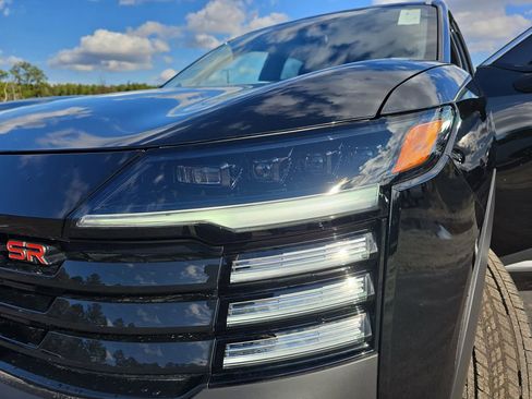 New 2026 Nissan Kicks SR image 32