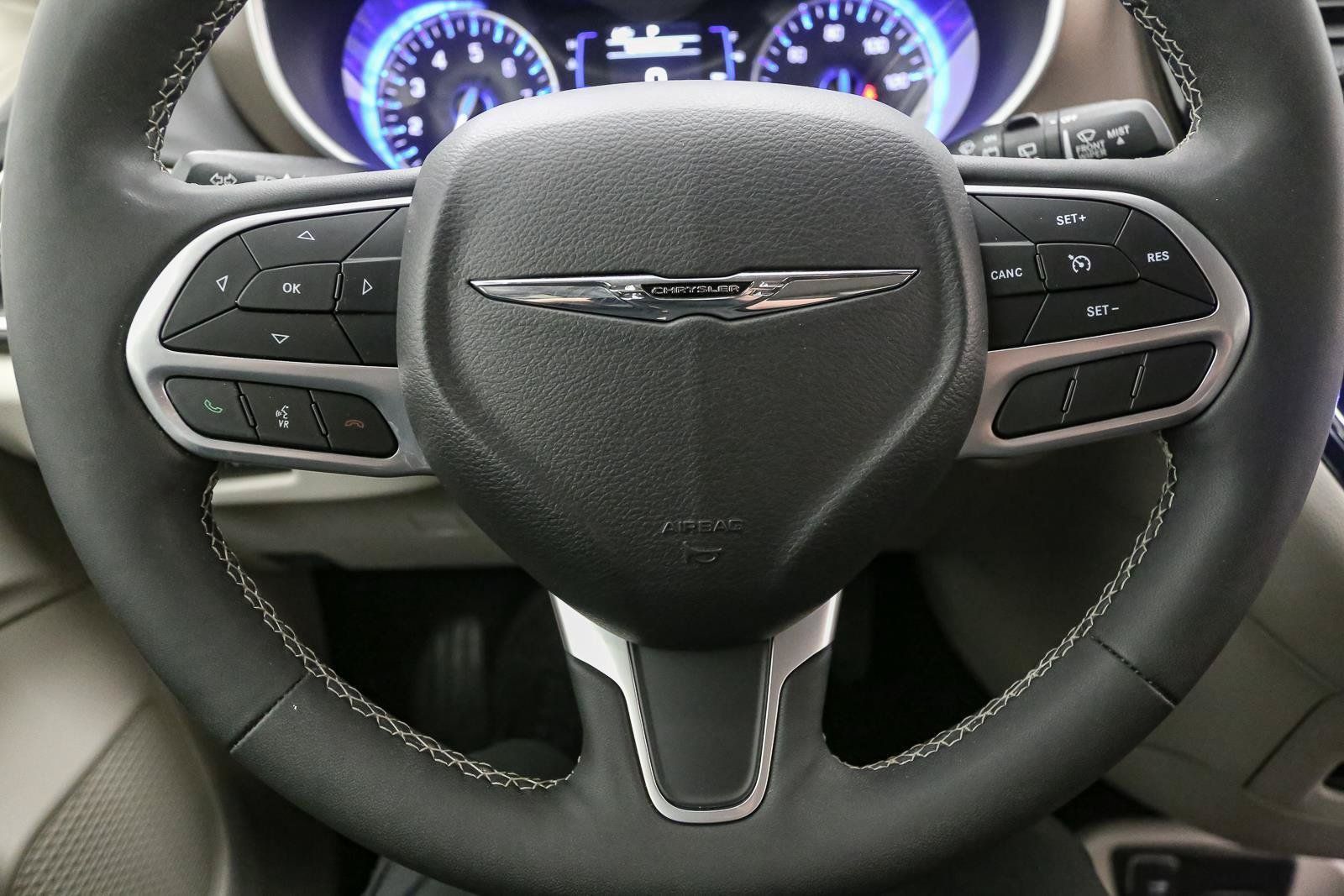 Used 2024 Chrysler Voyager LX FWD image 34