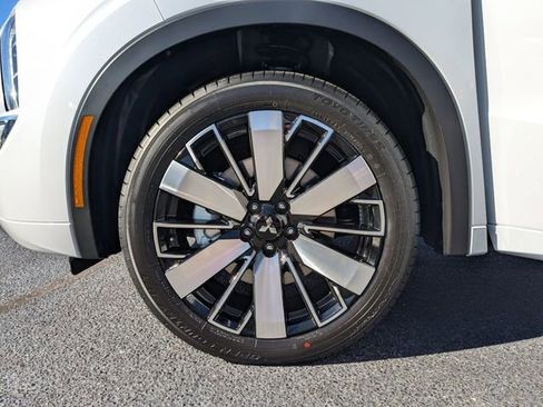 New 2026 Mitsubishi Outlander SEL FWD image 38