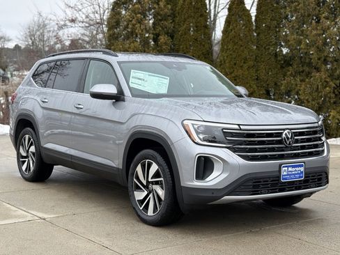 New 2026 Volkswagen Atlas SE image 1