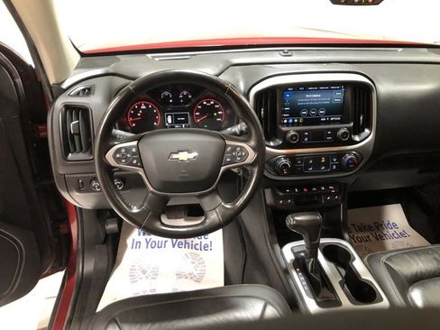 Used 2021 Chevrolet Colorado LT image 25