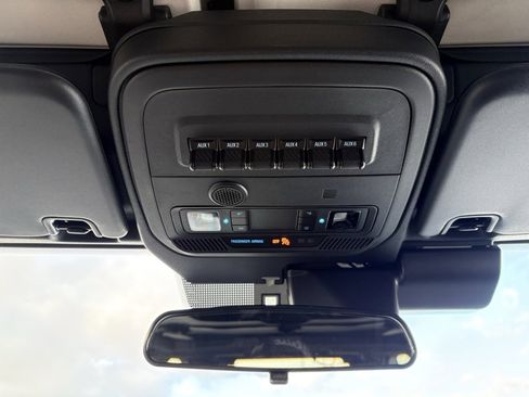 New 2025 Ford Bronco Badlands w/ Sasquatch Package image 48