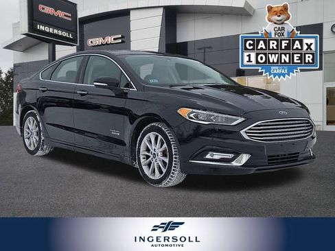 Used 2017 Ford Fusion Energi SE image 1