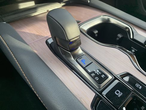 Used 2025 Lexus RX 350 Premium w/ Accessory Package (Z1) image 26