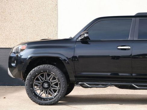 Used 2020 Toyota 4Runner TRD Off-Road Premium w/ Moonroof Package image 7
