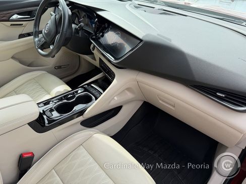Used 2022 Buick Envision Avenir w/ Technology Package II FWD image 12