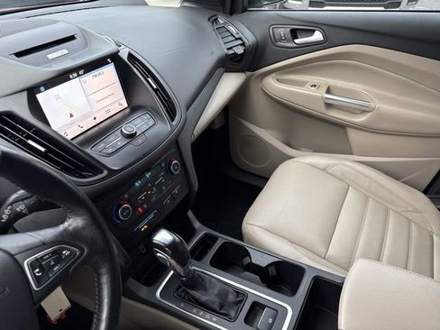 Used 2018 Ford Escape SEL image 44