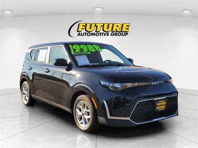 Used 2023 Kia Soul LX w/ Option Group 015
