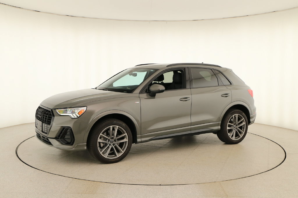 Certified 2024 Audi Q3 2.0T Premium Plus w/ Premium Plus Package AWD/4WD image 13