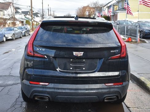 Used 2019 Cadillac XT4 Luxury w/ Cold Weather Package image 7