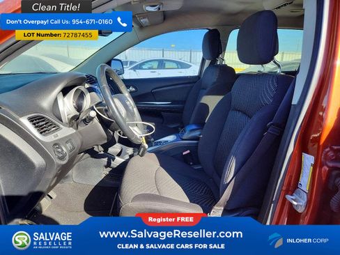 Used 2014 Dodge Journey SXT w/ Flexible Seating Group FWD image 9