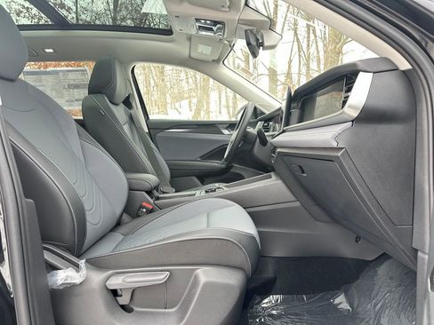 New 2026 Volkswagen Tiguan SE image 16