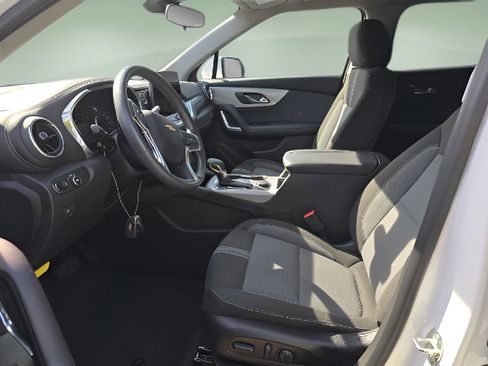 Used 2023 Chevrolet Blazer LT AWD/4WD image 5