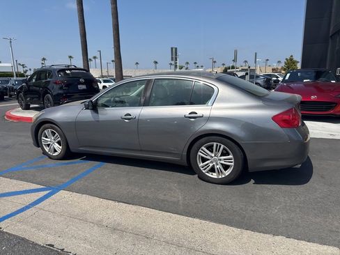 Used 2012 INFINITI G25 Journey RWD image 10