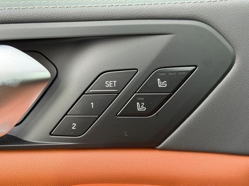 New 2026 BMW X5 xDrive40i w/ M Sport Package image 11