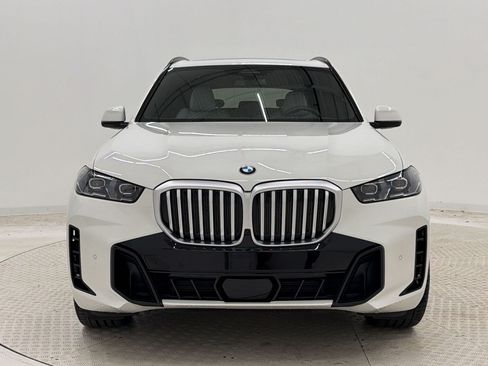 Used 2024 BMW X5 xDrive40i w/ M Sport Package AWD/4WD image 6