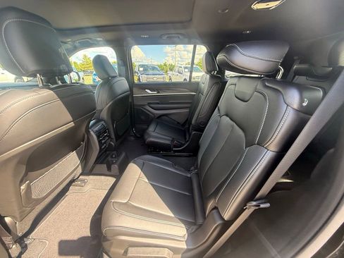 New 2025 Jeep Grand Cherokee L Limited w/ Black Appearance Package image 42