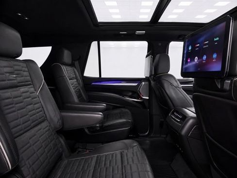 Used 2026 Cadillac Escalade V AWD/4WD image 30